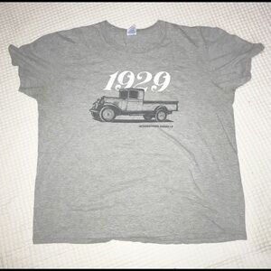 1929 truck graphic t-shirt